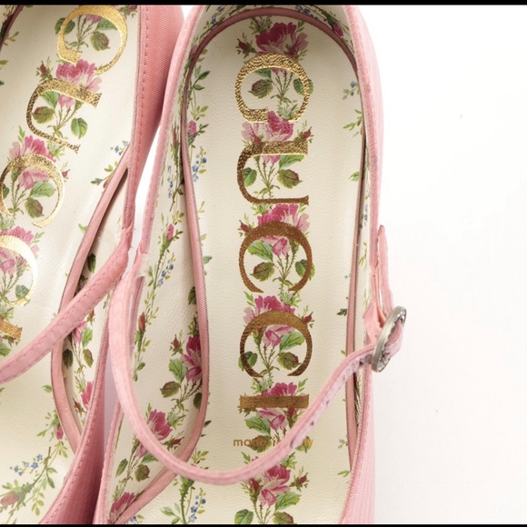 Gucci Virgina Pointed-Toe Mary Jane Pumps in Pink Nylon Faille with Box - Picture 3 of 6